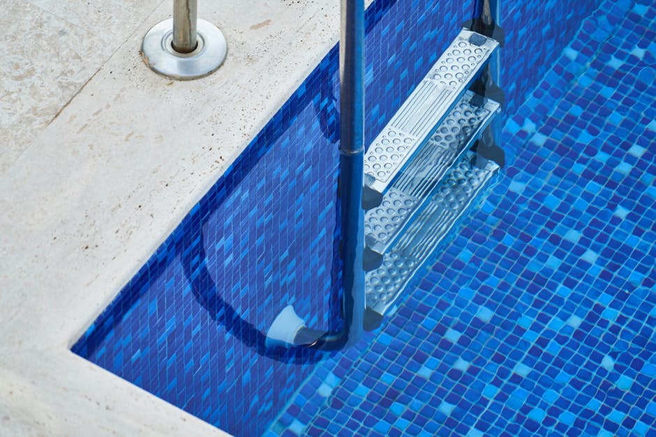 A Guide to Pool Leak Detection for Homeowners (And What to Do If You Find One)