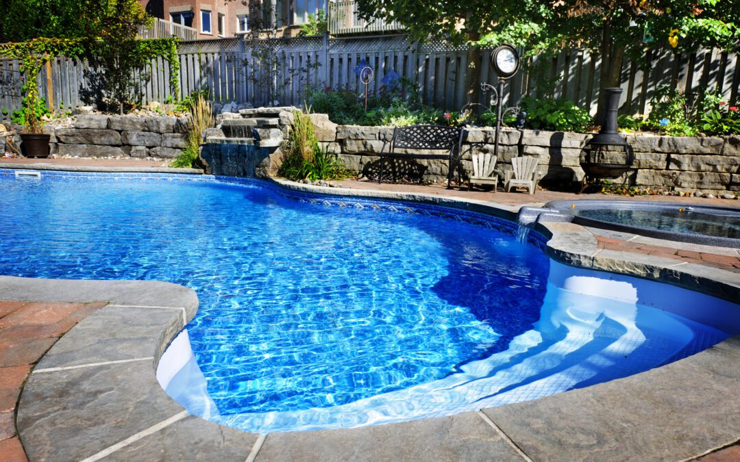 When Is the Best Time of Year to Build a Pool?