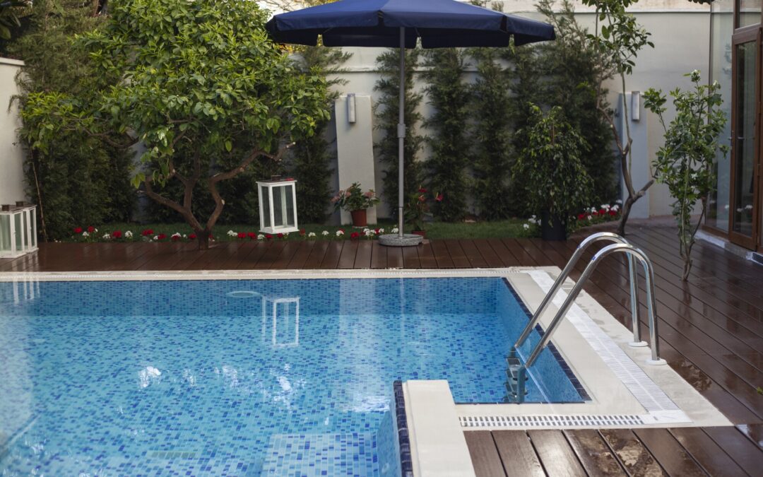 How to Choose the Best Pool Cover